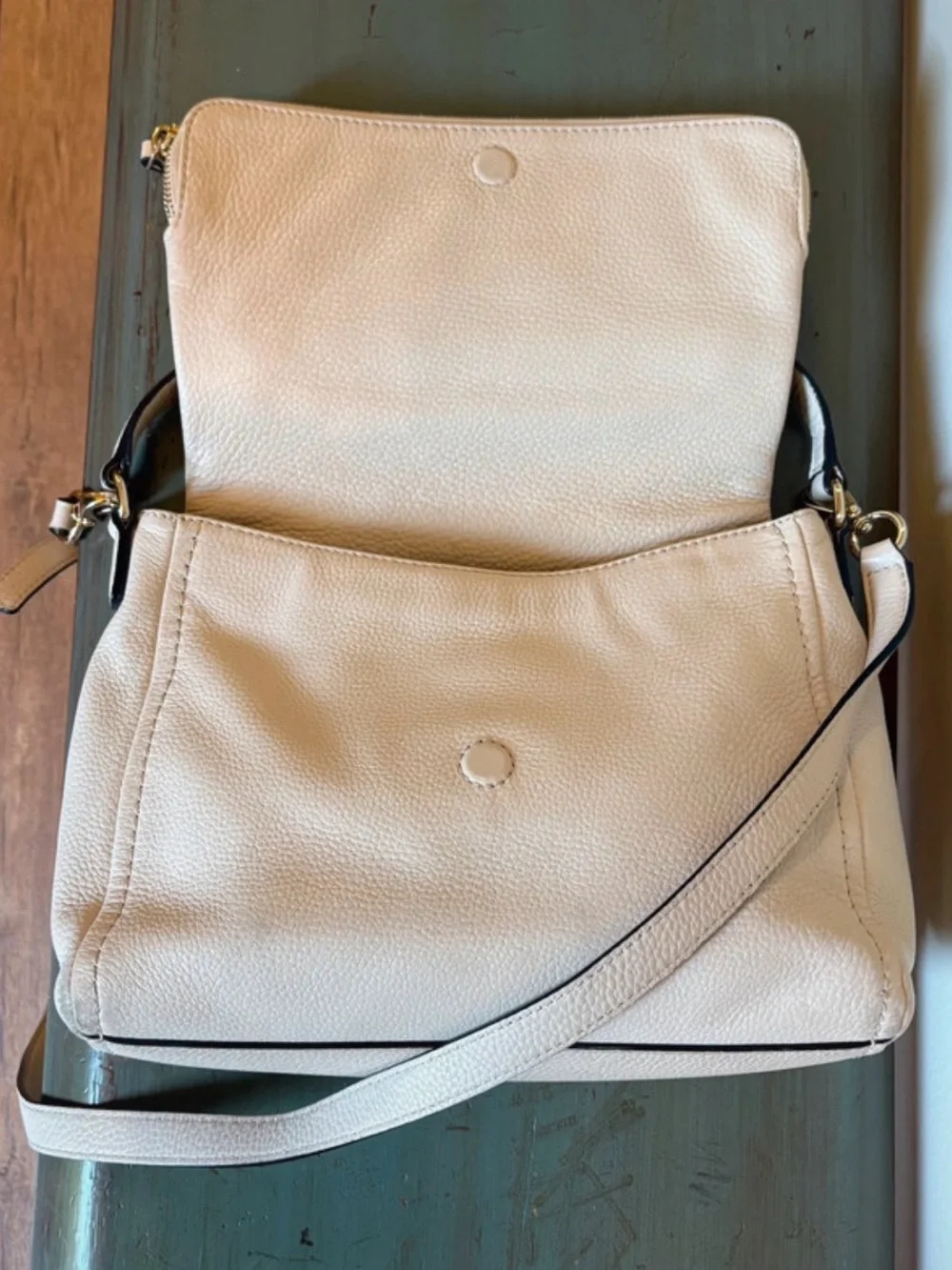 Kate Spade Tan Leather Crossbody Bag m